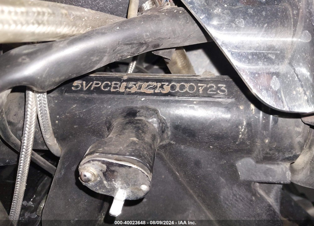 2001 VICTORY MOTORCYCLES V92 C VICTORY VIN: 5VPCB15D213000723