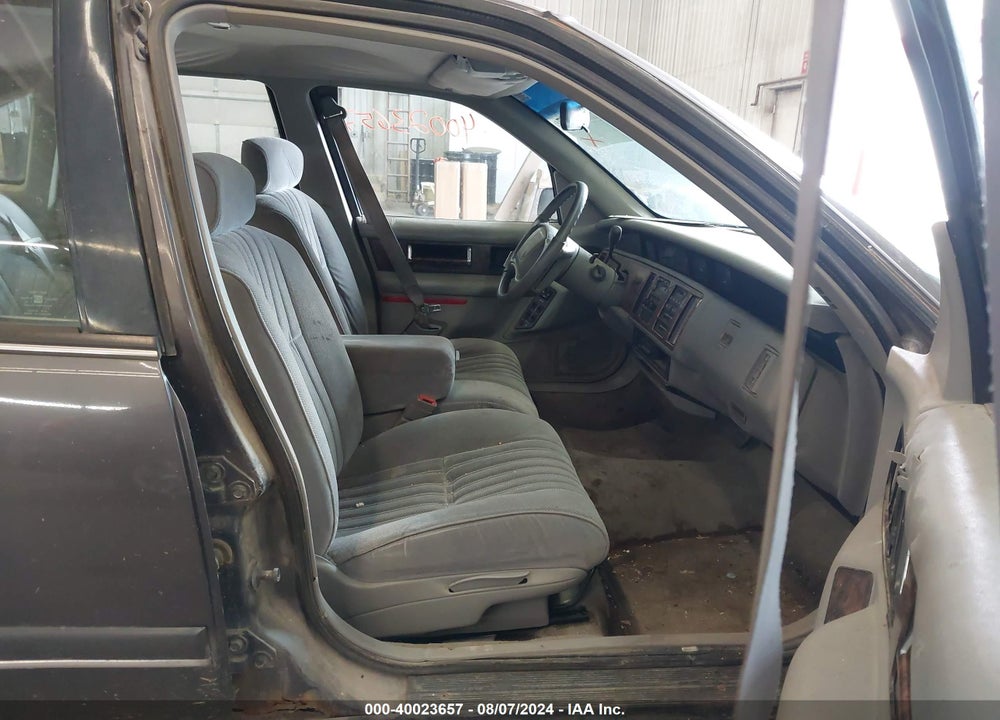 1994 BUICK REGAL CUSTOM VIN: 2G4WB55L4R1439431