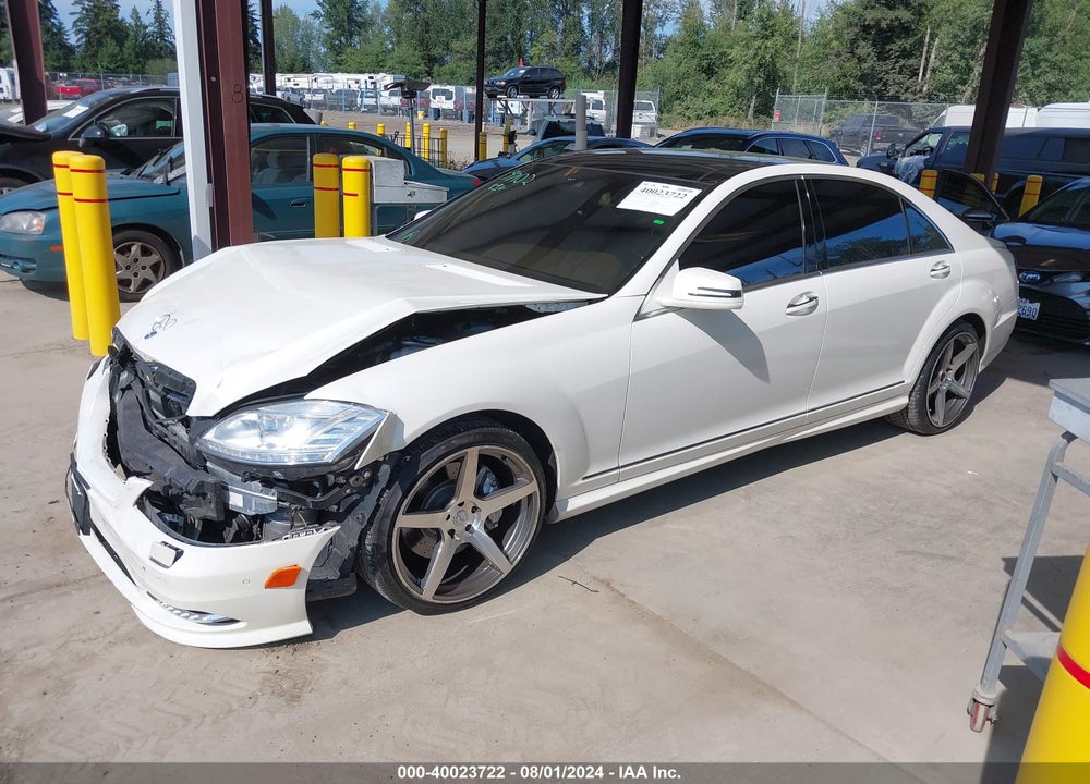 2013 MERCEDES-BENZ S 550 4MATIC VIN: WDDNG9EB0DA524576