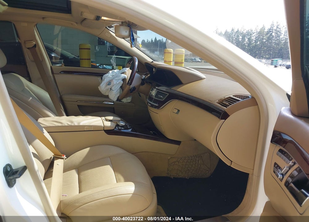 2013 MERCEDES-BENZ S 550 4MATIC VIN: WDDNG9EB0DA524576