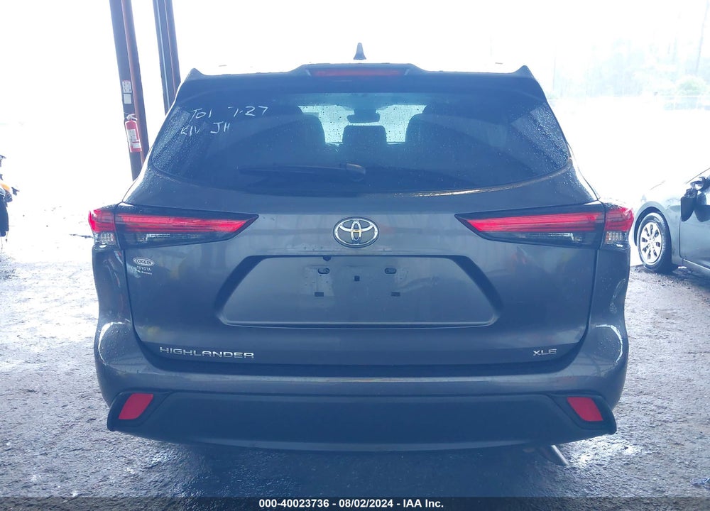 2022 TOYOTA HIGHLANDER XLE VIN: 5TDGZRAH8NS547972