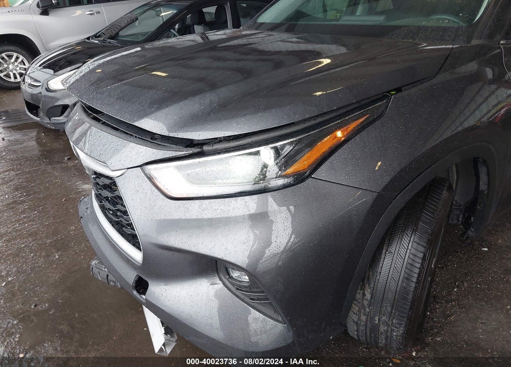 2022 TOYOTA HIGHLANDER XLE VIN: 5TDGZRAH8NS547972