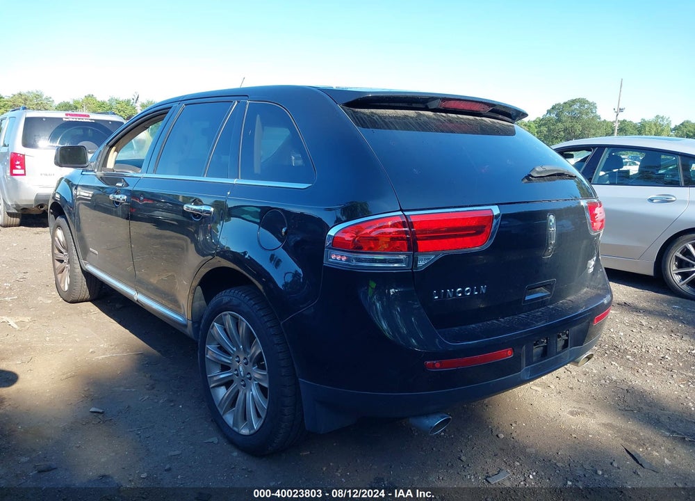 2011 LINCOLN MKX VIN: 2LMDJ8JK7BBJ13524