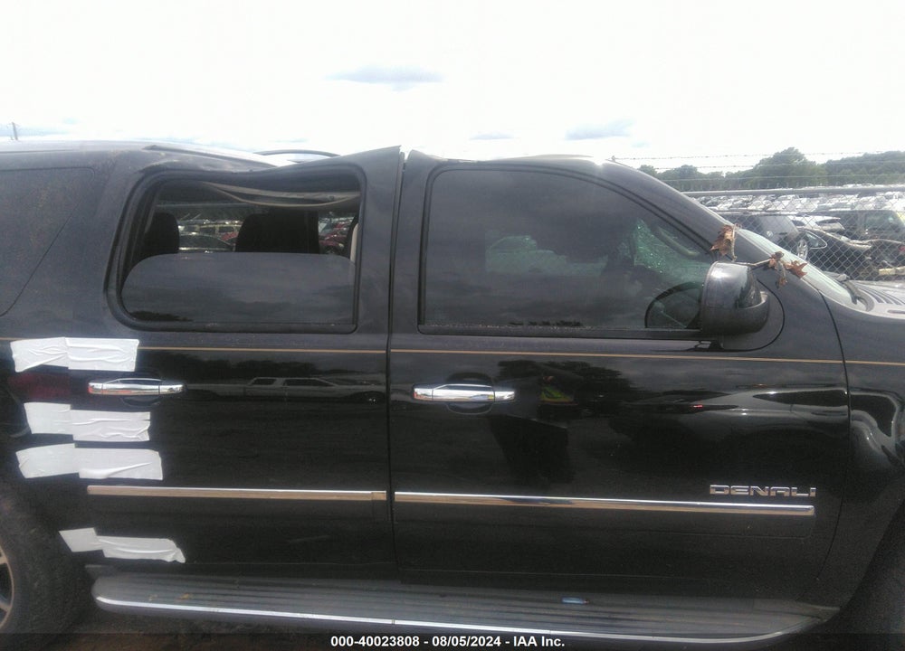 2013 GMC YUKON XL 1500 DENALI VIN: 1GKS2MEF3DR245422
