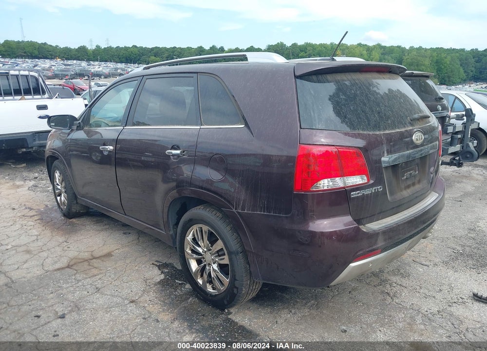 2011 KIA SORENTO SX V6 VIN: 5XYKW4A23BG107863