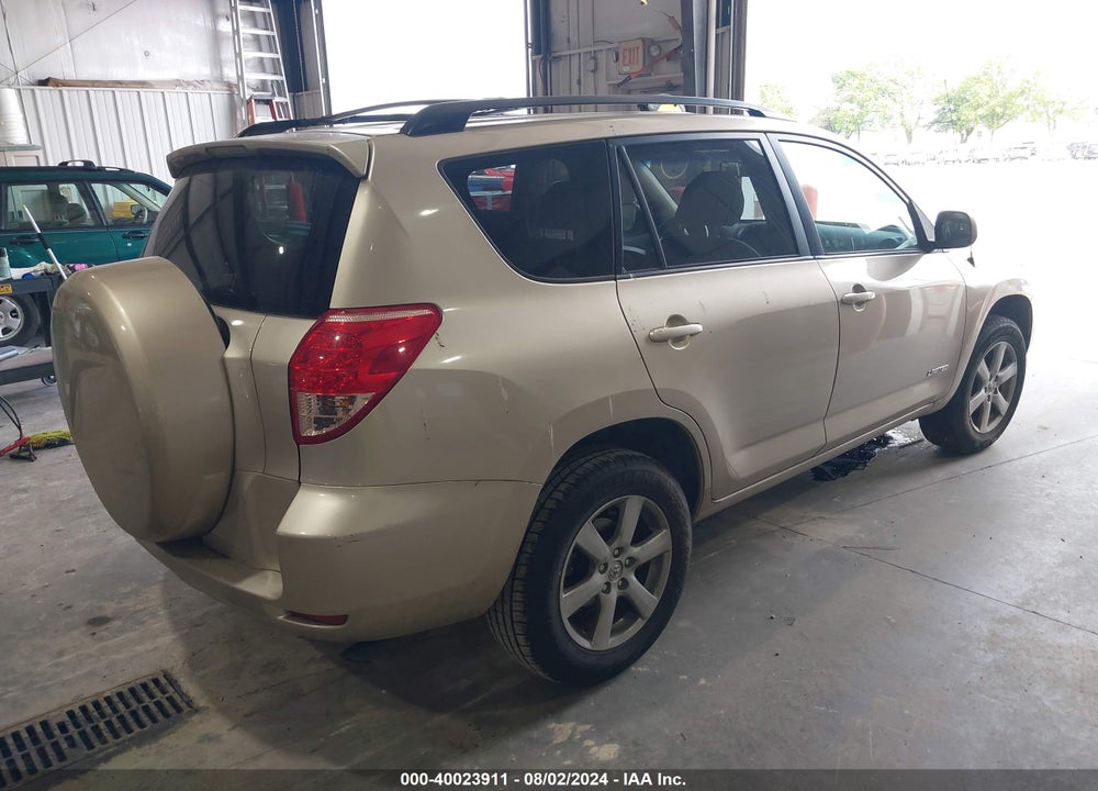 2008 TOYOTA RAV4 LIMITED VIN: JTMZD31V586054135