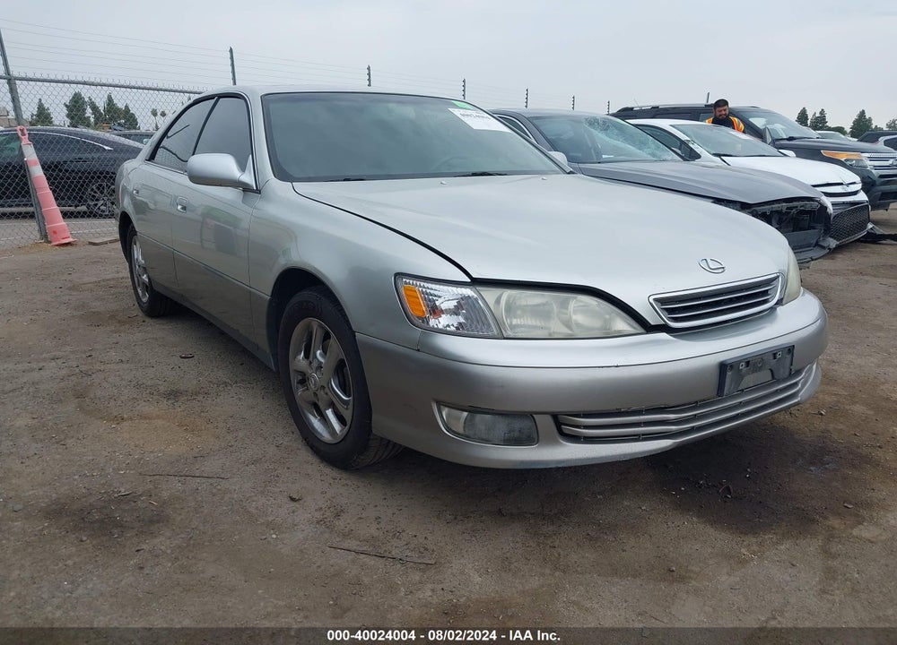 2000 LEXUS ES 300 VIN: JT8BF28G6Y5084178