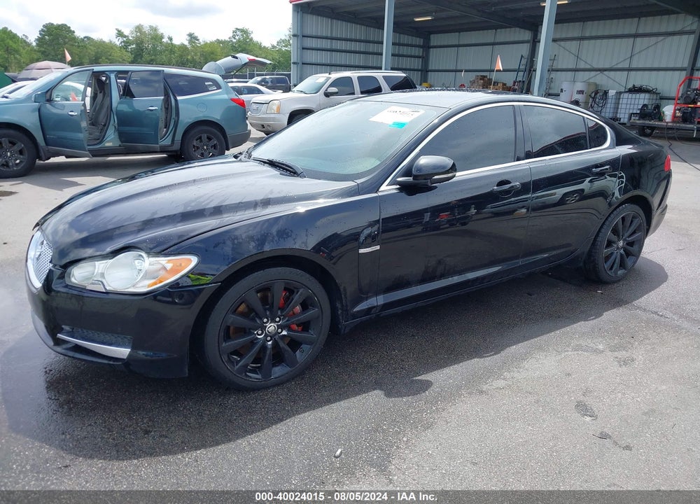 2011 JAGUAR XF PREMIUM VIN: SAJWA0GB5BLR90497