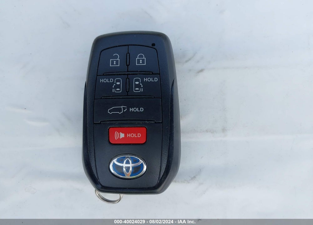 2022 TOYOTA SIENNA LIMITED VIN: 5TDZSKFC4NS064156