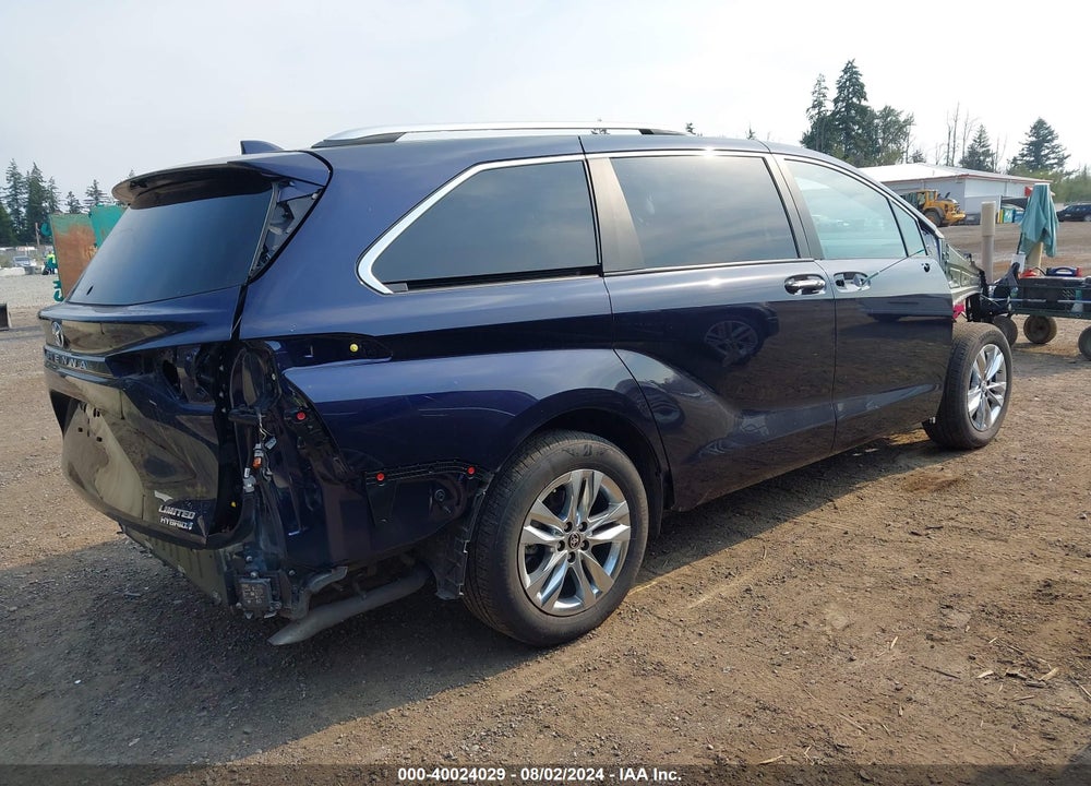 2022 TOYOTA SIENNA LIMITED VIN: 5TDZSKFC4NS064156