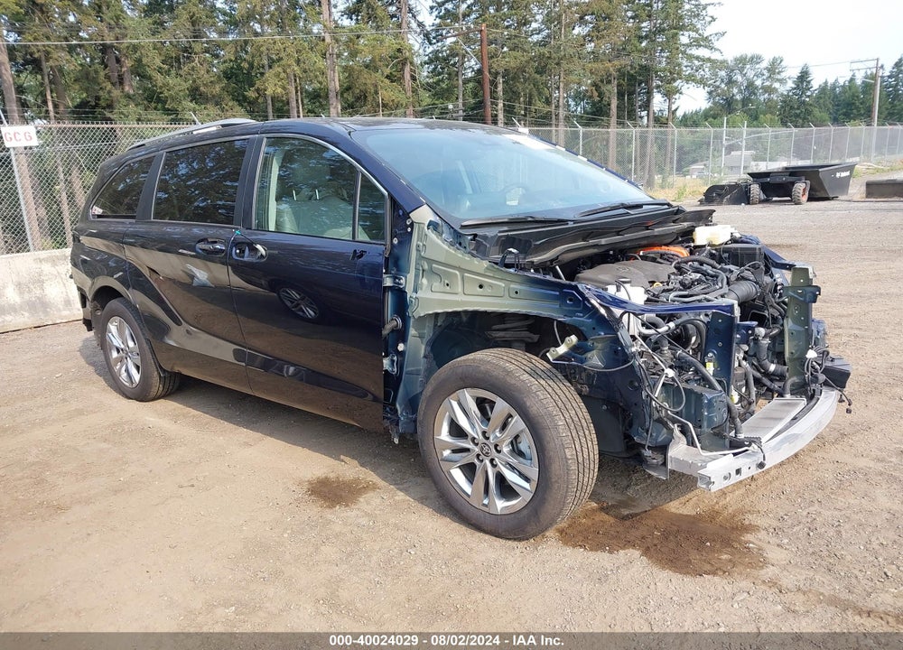 2022 TOYOTA SIENNA LIMITED VIN: 5TDZSKFC4NS064156