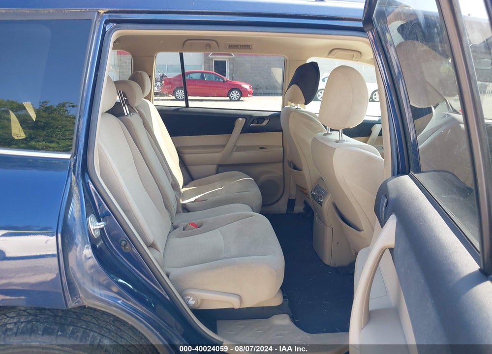 2011 TOYOTA HIGHLANDER VIN: 5TDBK3EH9BS047482