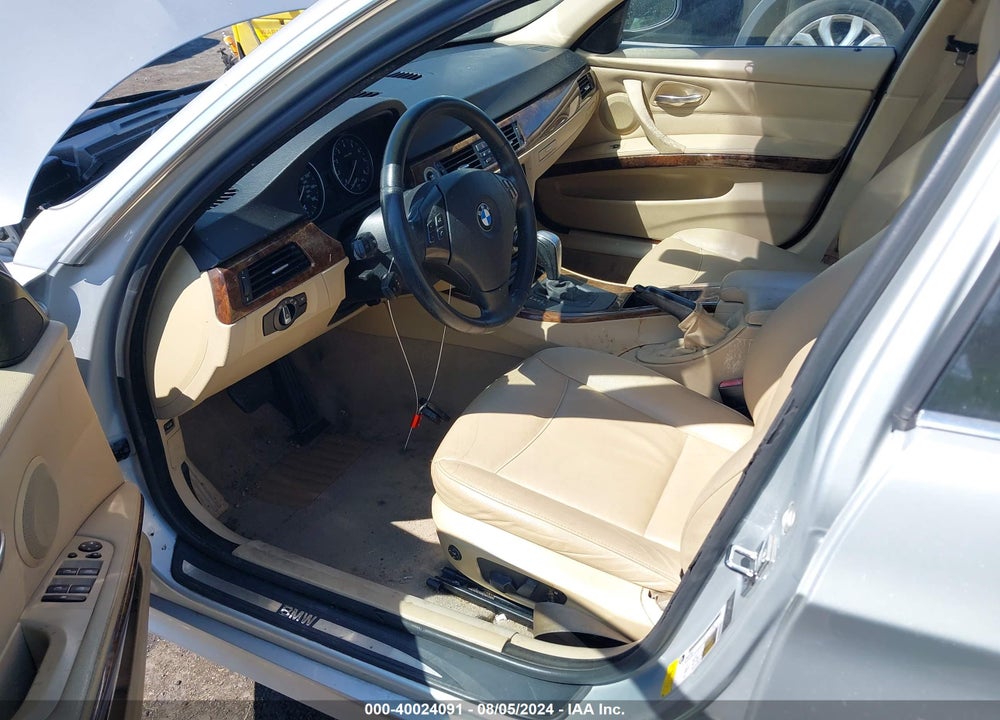 2009 BMW 335I VIN: WBAPM77559NL86537