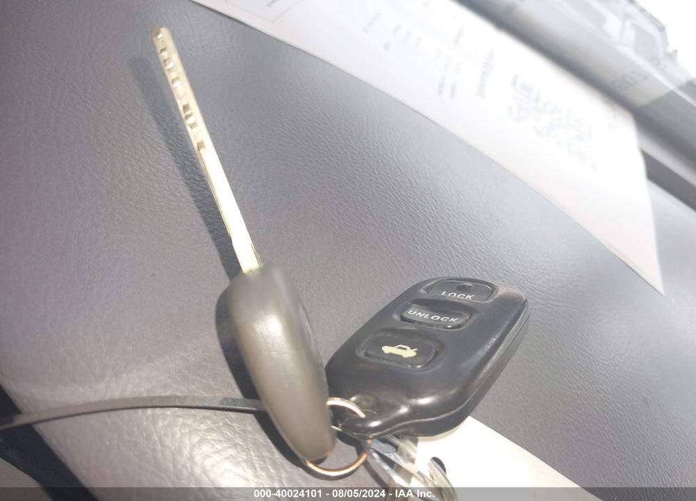 2005 TOYOTA CAMRY LE V6 VIN: 4T1BF30K95U605026