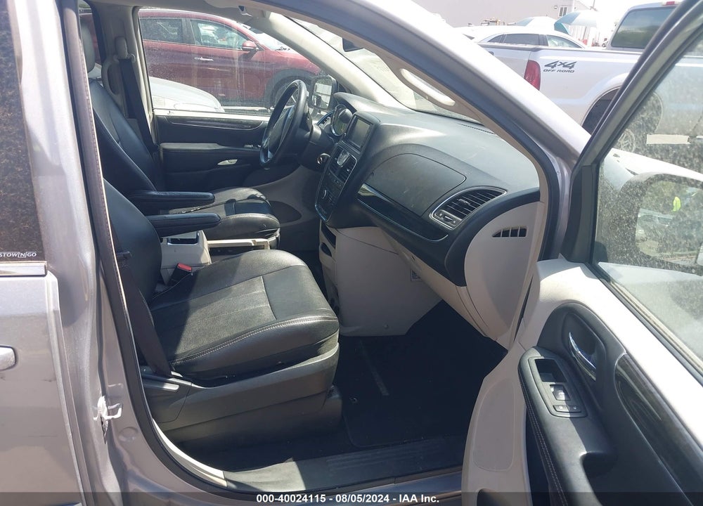 2013 CHRYSLER TOWN & COUNTRY TOURING VIN: 2C4RC1BG1DR631978