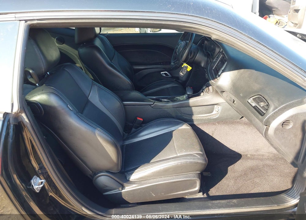 2017 DODGE CHALLENGER SXT PLUS VIN: 2C3CDZAG2HH532346
