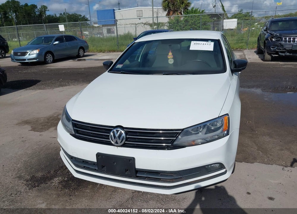 2015 VOLKSWAGEN JETTA 1.8T SPORT VIN: 3VWD17AJ8FM420204