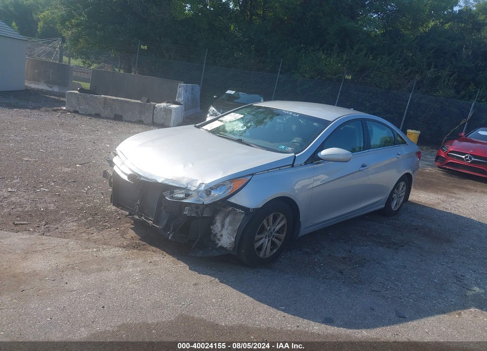 2013 HYUNDAI SONATA VIN: 5NPEB4AC6DH729662