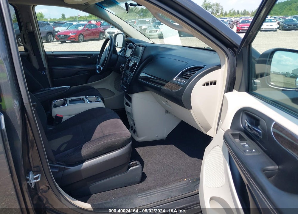2011 CHRYSLER TOWN & COUNTRY TOURING VIN: 2A4RR5DG5BR780663