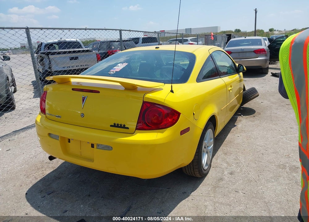 2007 PONTIAC G5 VIN: 1G2AL15F777384038