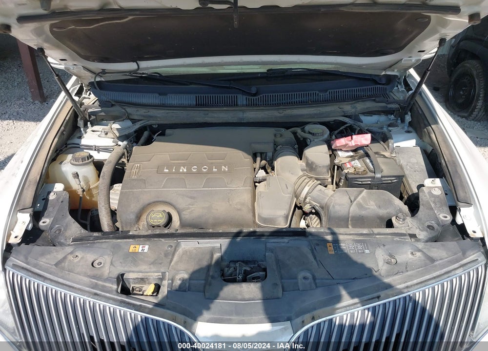 2014 LINCOLN MKT VIN: 2LMHJ5FK6EBL55282