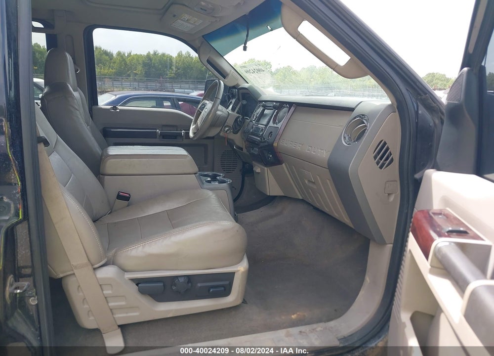2010 FORD F-350 LARIAT VIN: 1FTWW3DR3AEA41052