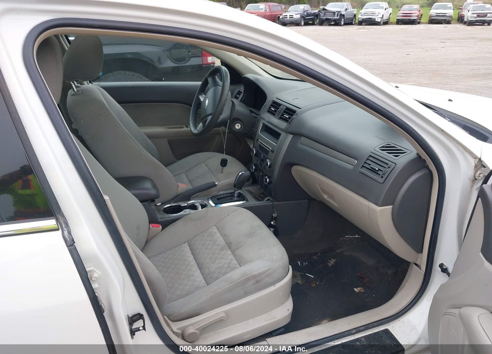 2010 FORD FUSION SE VIN: 3FAHP0HA7AR336294