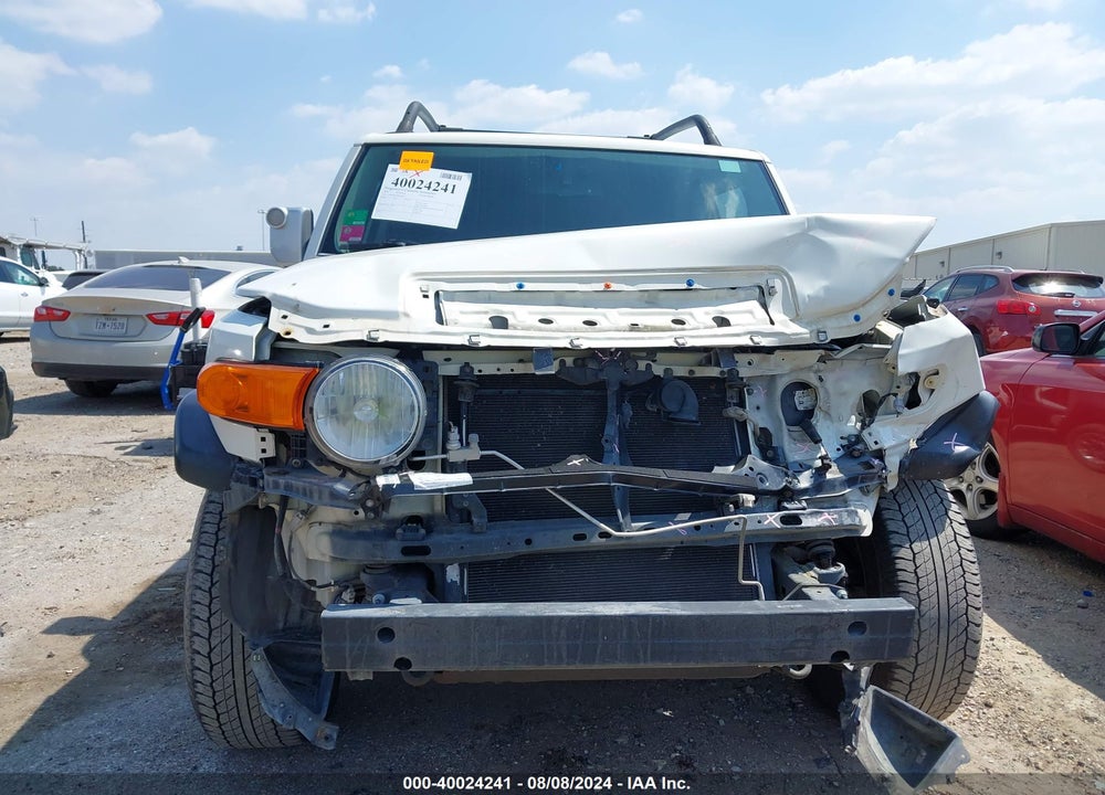 2013 TOYOTA FJ CRUISER VIN: JTEBU4BF2DK169190