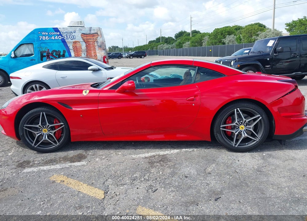 2015 FERRARI CALIFORNIA T VIN: ZFF77XJAXF0206222