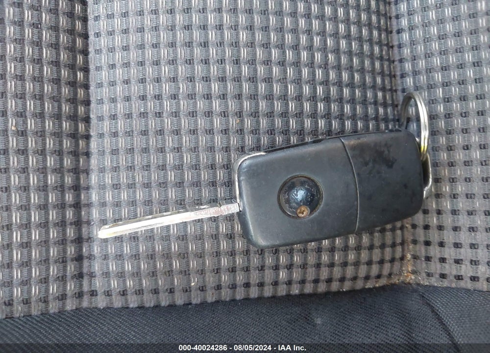2006 VOLKSWAGEN GOLF GLS 2.0L VIN: 9BWGL61J764001976