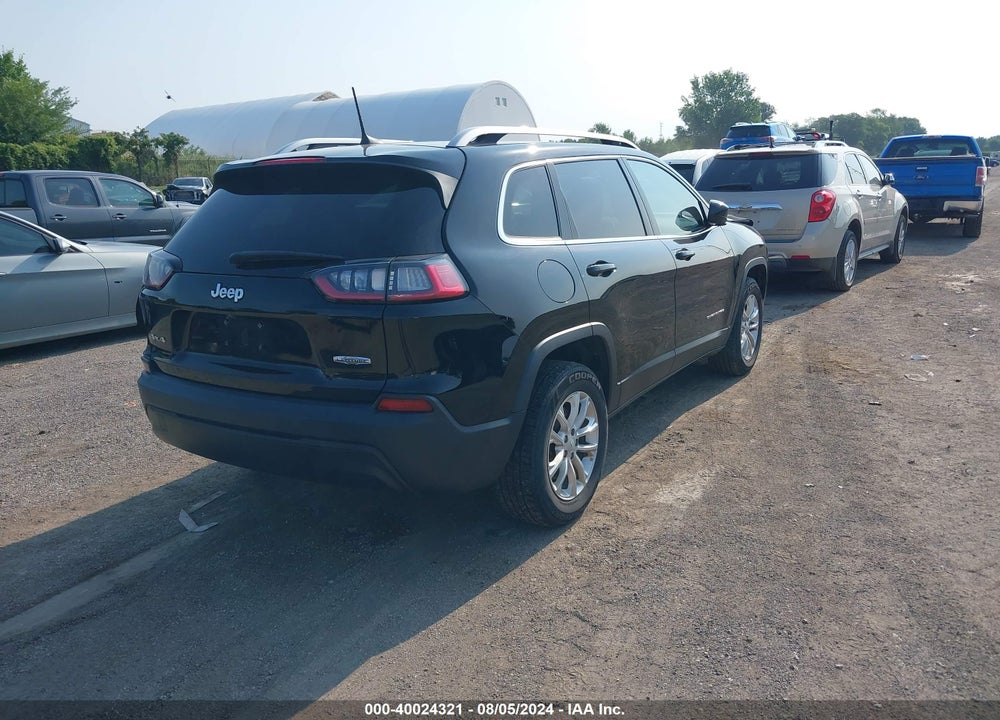 2019 JEEP CHEROKEE LATITUDE 4X4 VIN: 1C4PJMCB6KD310679