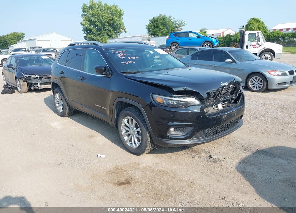2019 JEEP CHEROKEE LATITUDE 4X4 VIN: 1C4PJMCB6KD310679