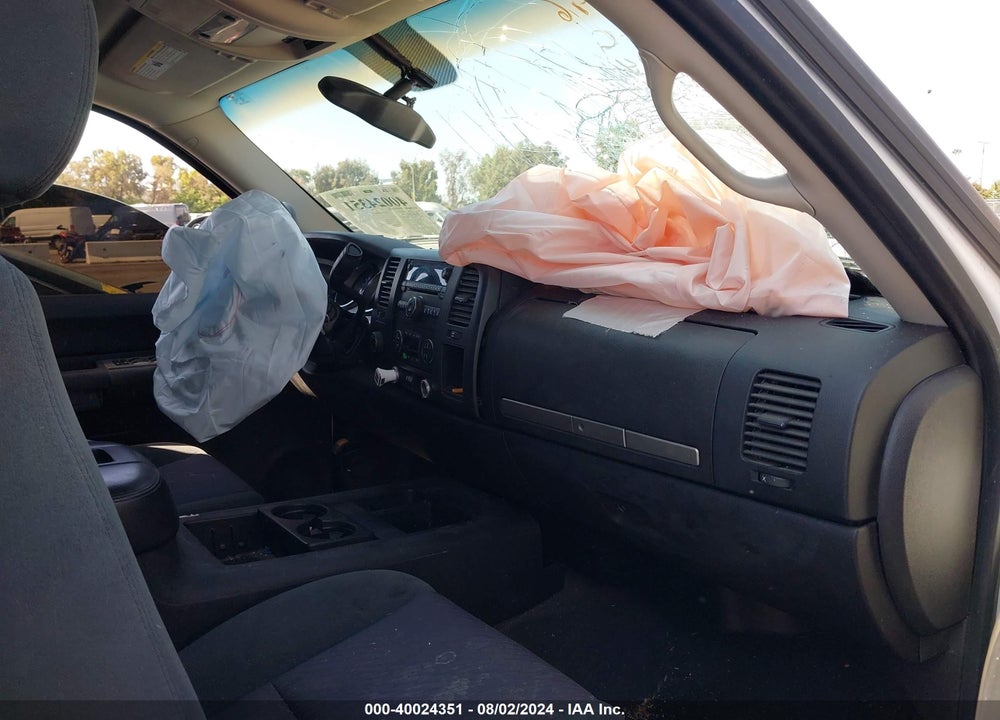 2008 CHEVROLET SILVERADO 1500 LT2 VIN: 2GCEK13MX81128282