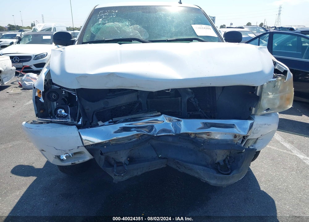 2008 CHEVROLET SILVERADO 1500 LT2 VIN: 2GCEK13MX81128282