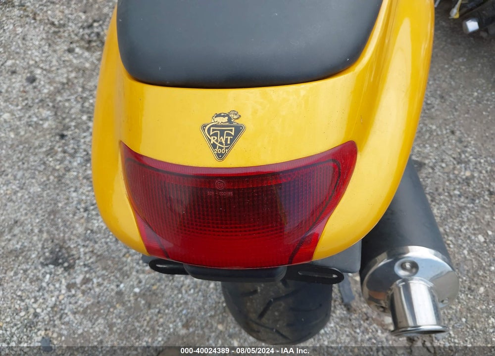 1999 TRIUMPH MOTORCYCLE DAYTONA 955I VIN: SMT502FK2XJ085729