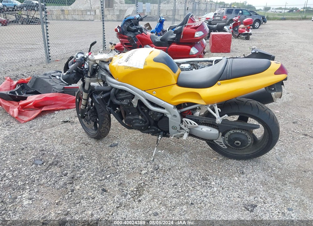 1999 TRIUMPH MOTORCYCLE DAYTONA 955I VIN: SMT502FK2XJ085729