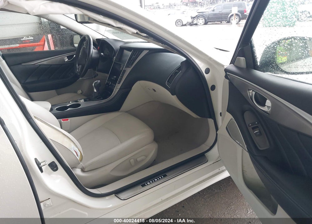 2017 INFINITI Q50 3.0T PREMIUM VIN: JN1EV7ARXHM830196