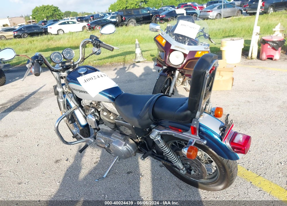 2001 HARLEY-DAVIDSON XL1200 VIN: 1HD1CAP101K113158