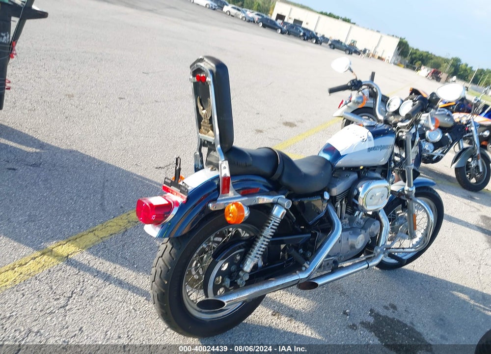 2001 HARLEY-DAVIDSON XL1200 VIN: 1HD1CAP101K113158
