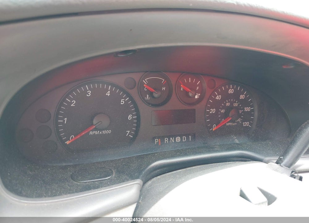 2004 FORD TAURUS SE VIN: 1FAFP53U64A103334