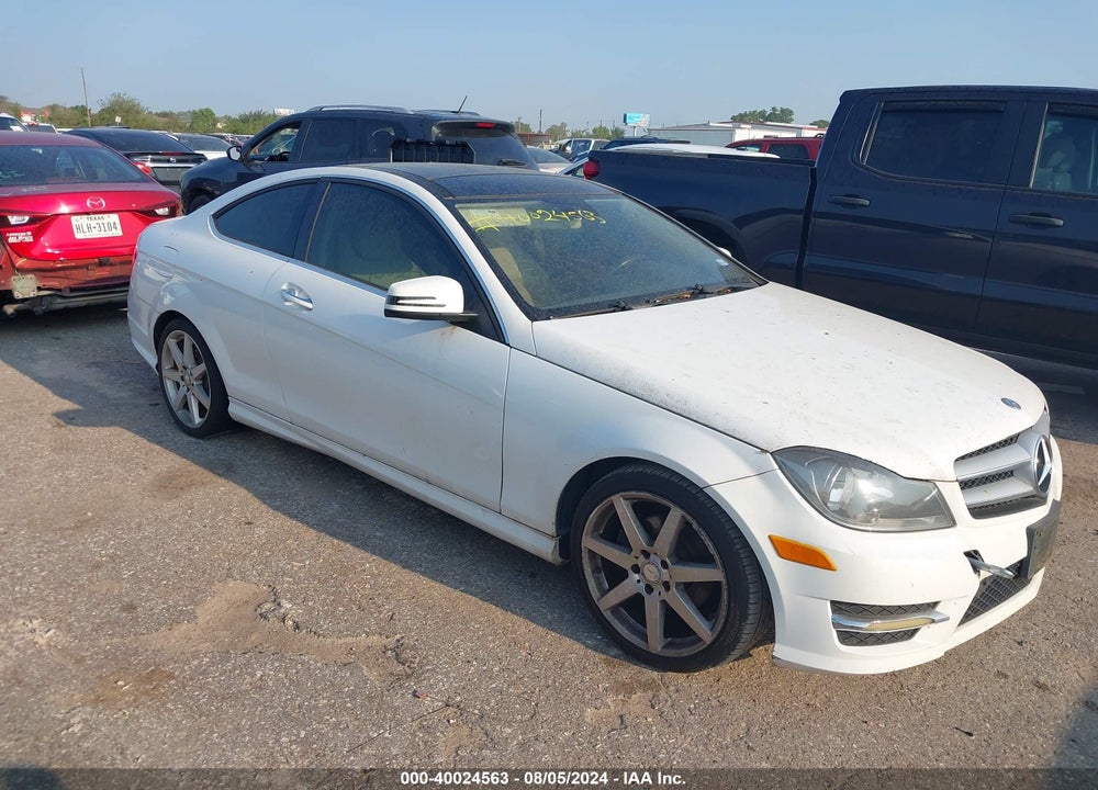 2013 MERCEDES-BENZ C 250 VIN: WDDGJ4HB5DF955507