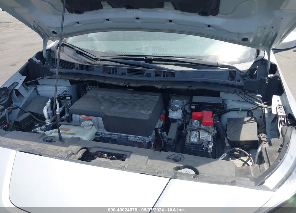 2022 NISSAN LEAF SV 40 KWH VIN: 1N4AZ1CV4NC553687