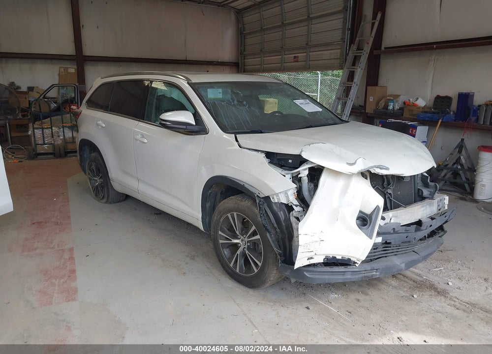 2016 TOYOTA HIGHLANDER XLE V6 VIN: 5TDKKRFH9GS144898