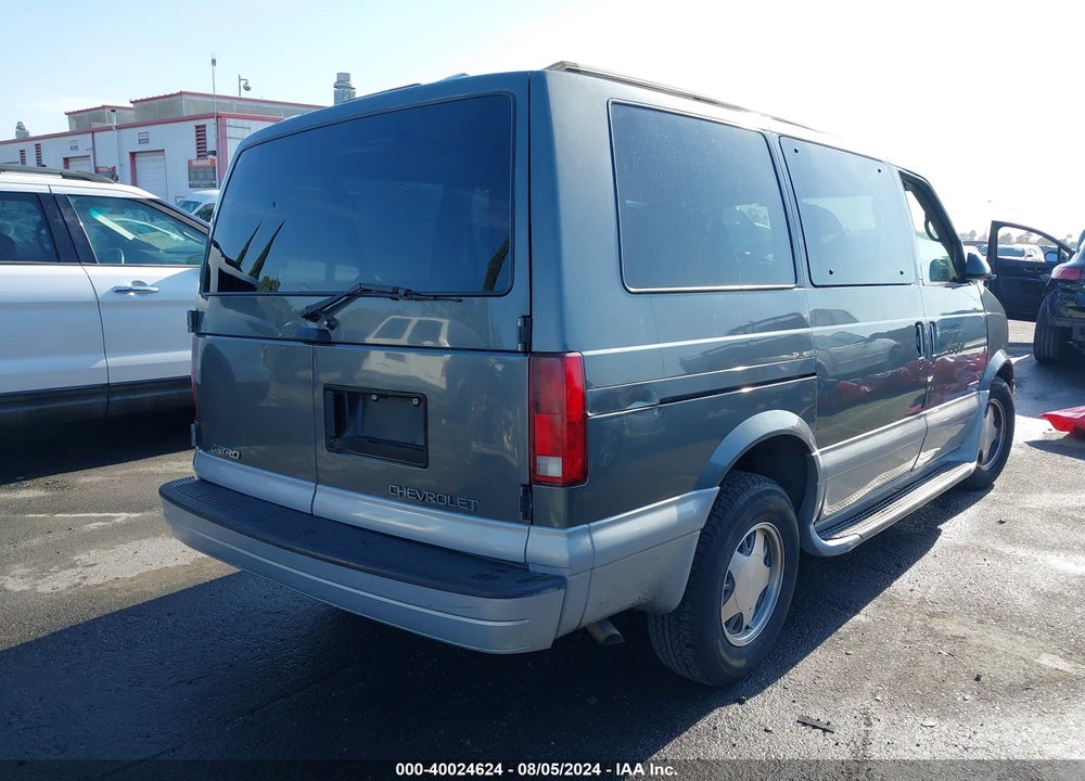2000 CHEVROLET ASTRO VIN: 1GNDM19W8YB198028