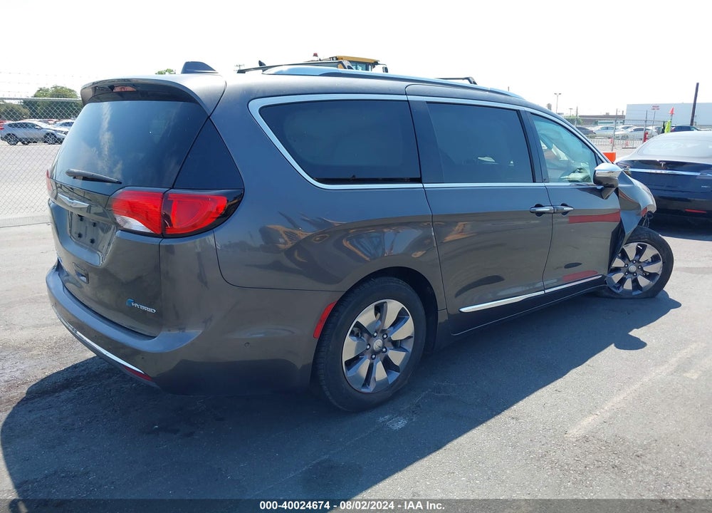 2018 CHRYSLER PACIFICA HYBRID LIMITED VIN: 2C4RC1N78JR213716