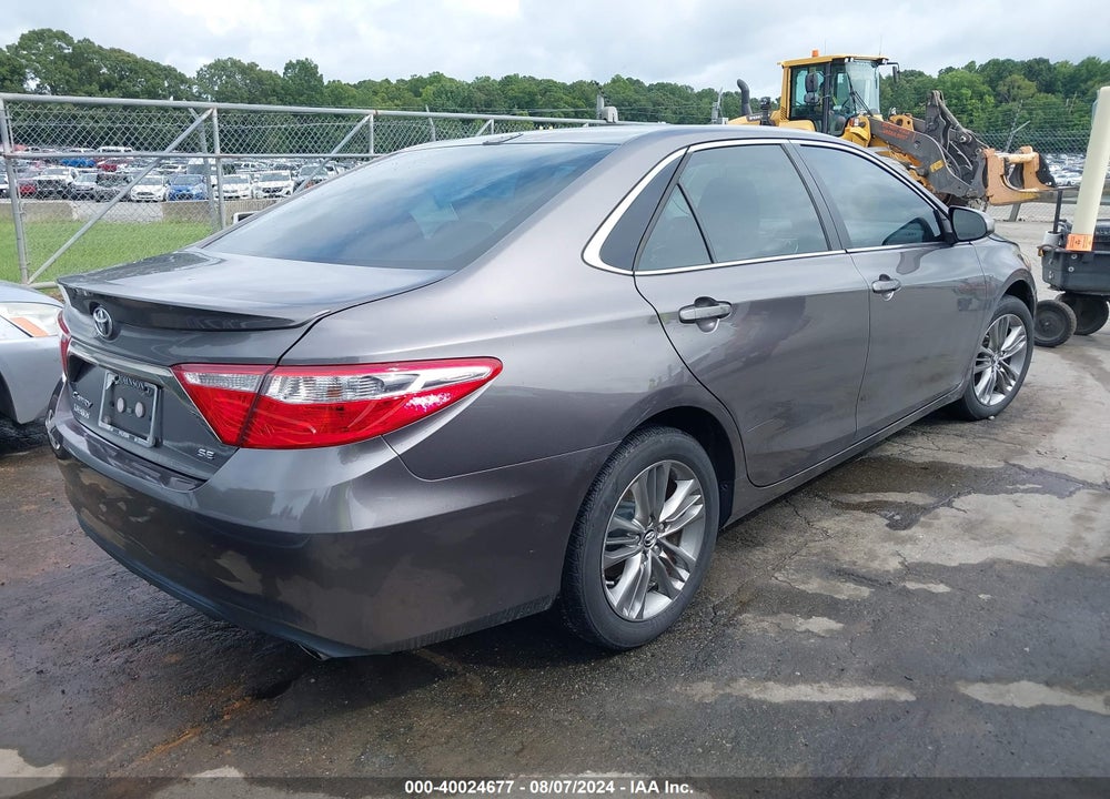 2015 TOYOTA CAMRY SE VIN: 4T1BF1FK6FU931444