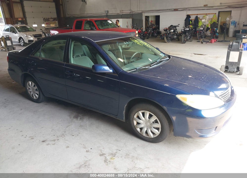 2005 TOYOTA CAMRY VIN: 4T1BE30K25U039889