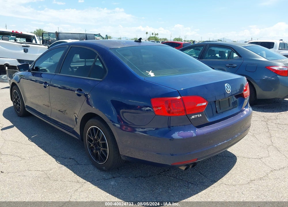 2011 VOLKSWAGEN JETTA 2.5L SE VIN: 3VWDZ7AJXBM087037