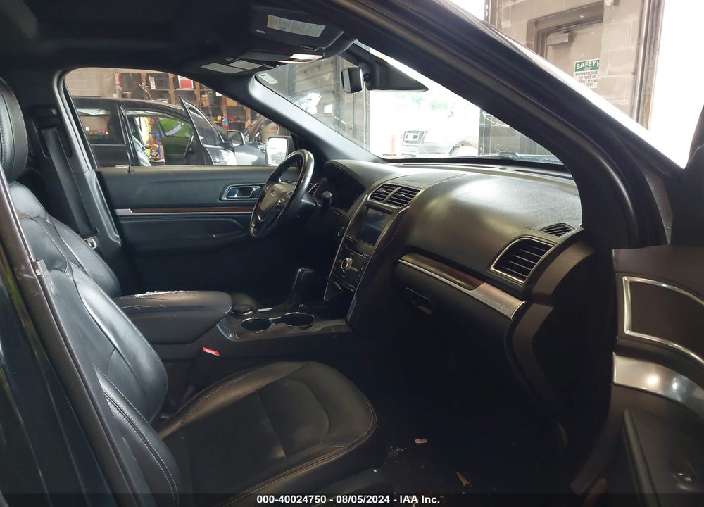 2018 FORD EXPLORER LIMITED VIN: 1FM5K8F86JGA61742
