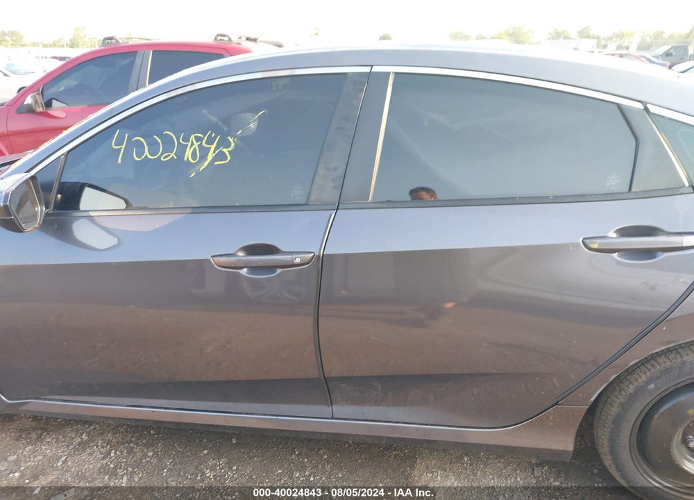 2017 HONDA CIVIC LX VIN: 19XFC2F58HE222871